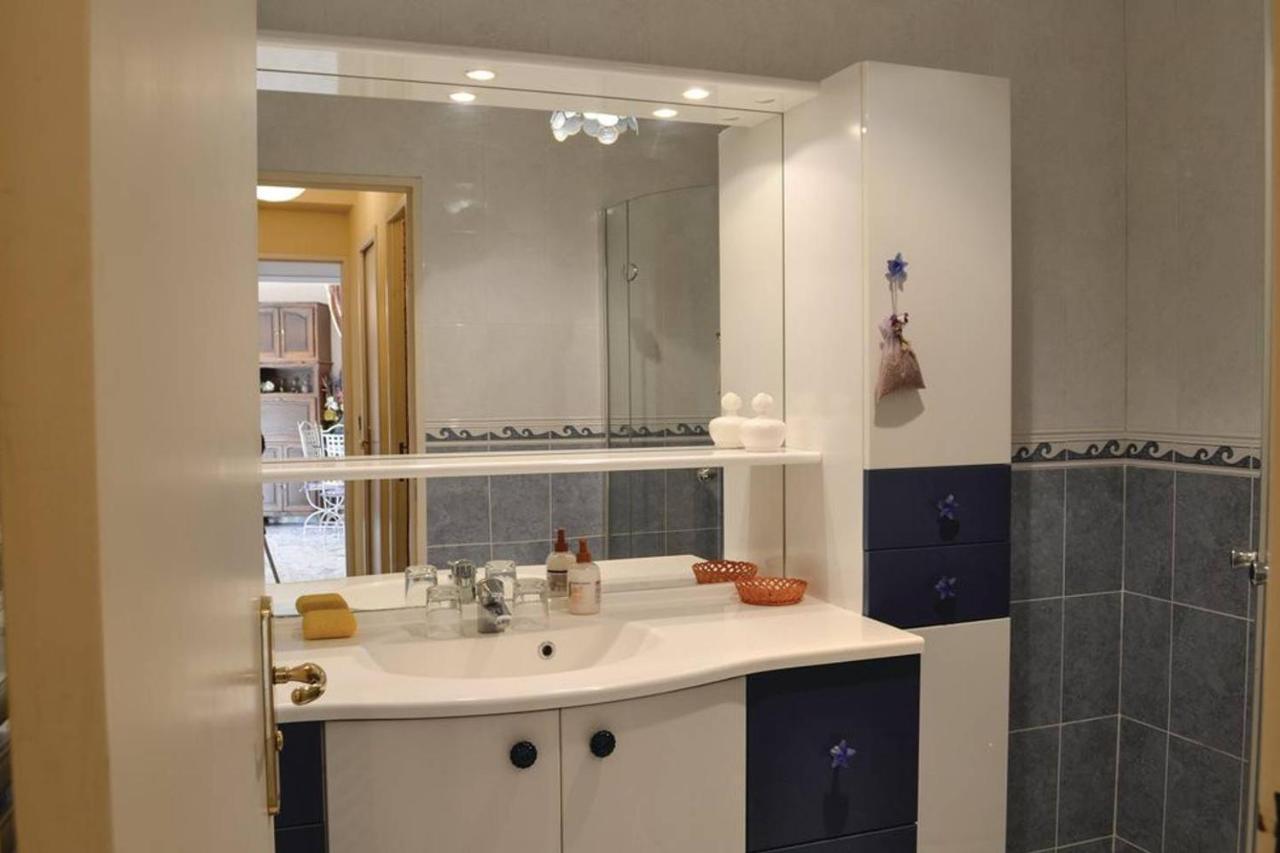 Azurelle Apartment นีซ ภายนอก รูปภาพ