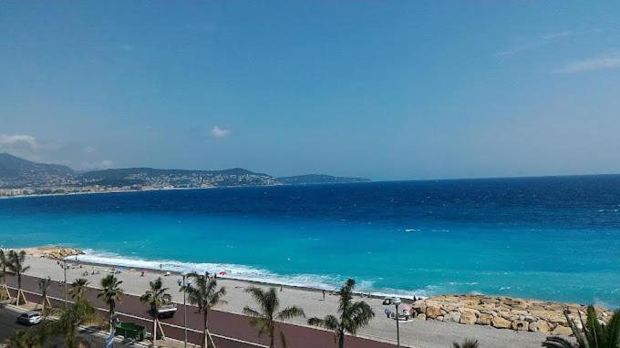 Azurelle Apartment นีซ ภายนอก รูปภาพ